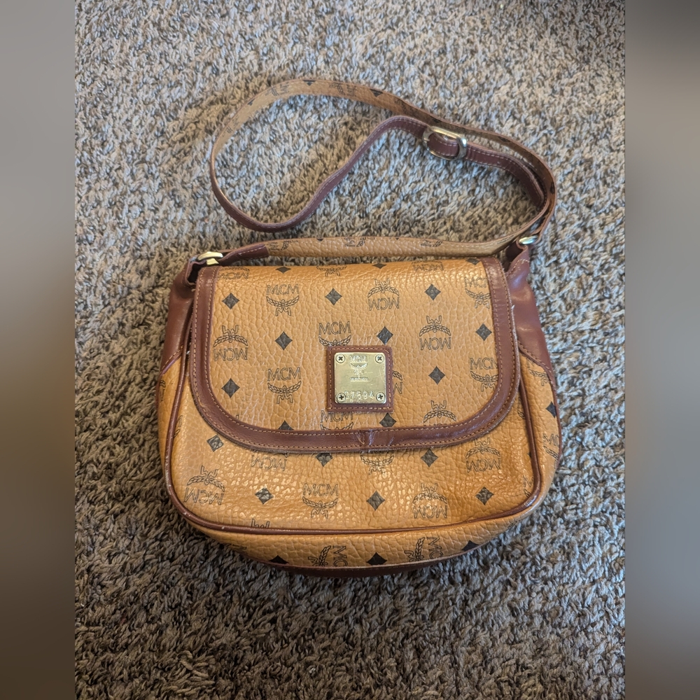 MCM VINTAGE FLAP TOP CROSSBODY BAG C7594